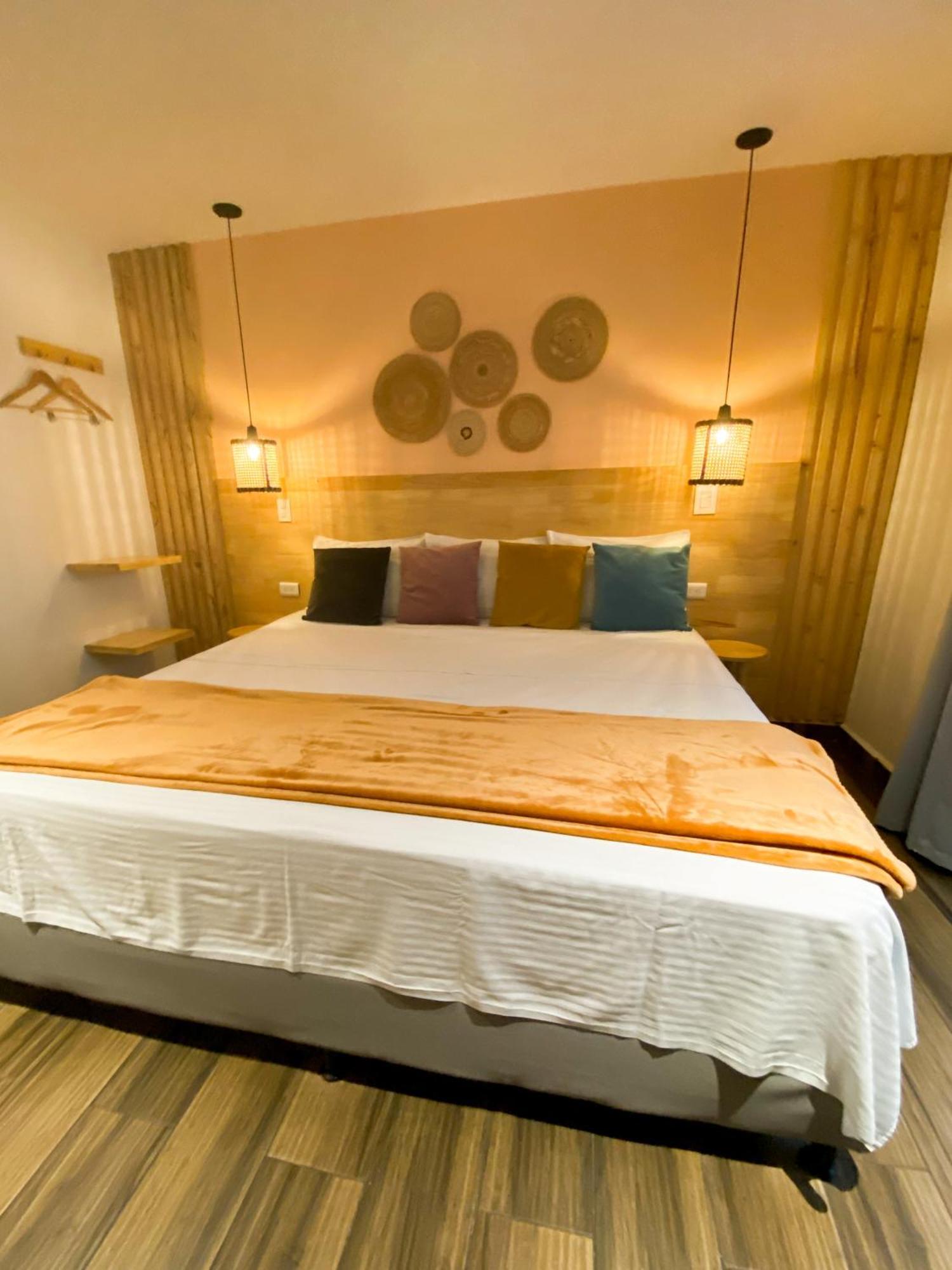 La Martina Hotel Boutique Medellin Exterior photo